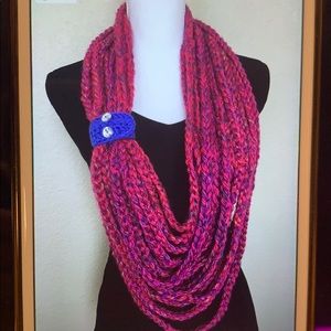 Adjustable Hand-Made Scarf 🧣